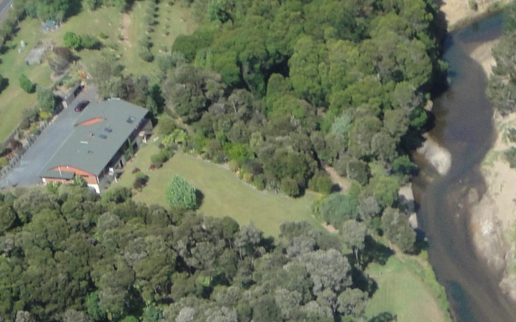 มอร์พาร์ค ริเวอร์ไซด์ ลอดจ์ Bed & Breakfast ไปเฮีย ภายนอก รูปภาพ