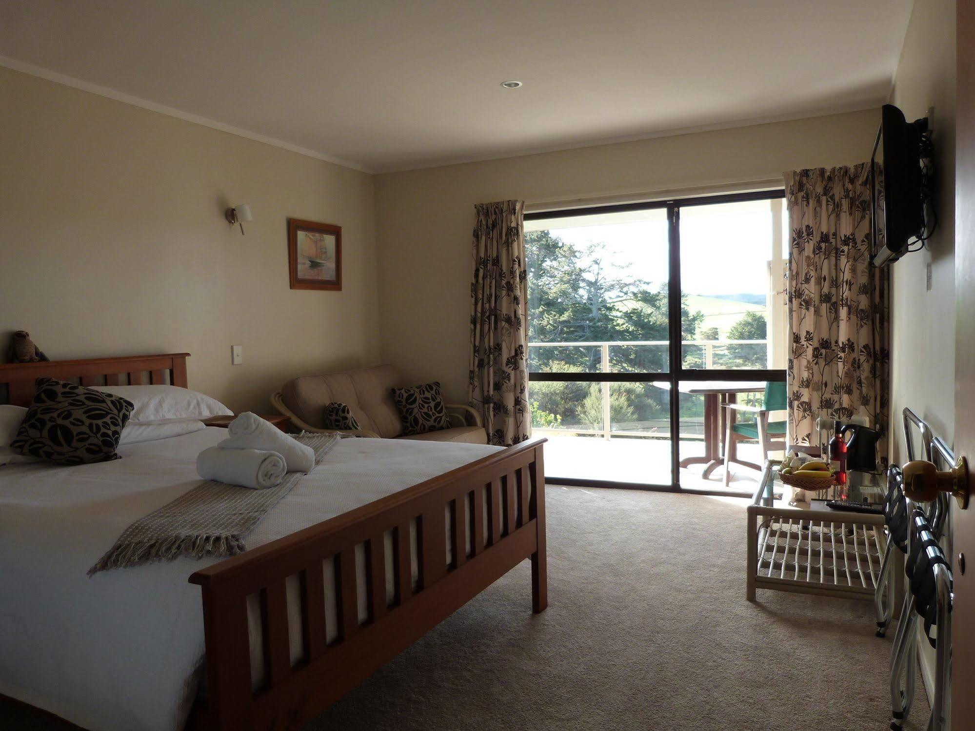 มอร์พาร์ค ริเวอร์ไซด์ ลอดจ์ Bed & Breakfast ไปเฮีย ภายนอก รูปภาพ